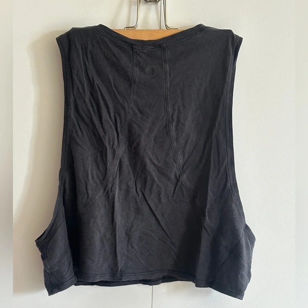 Lululemon Cropped Tank - Picture 2 of 3